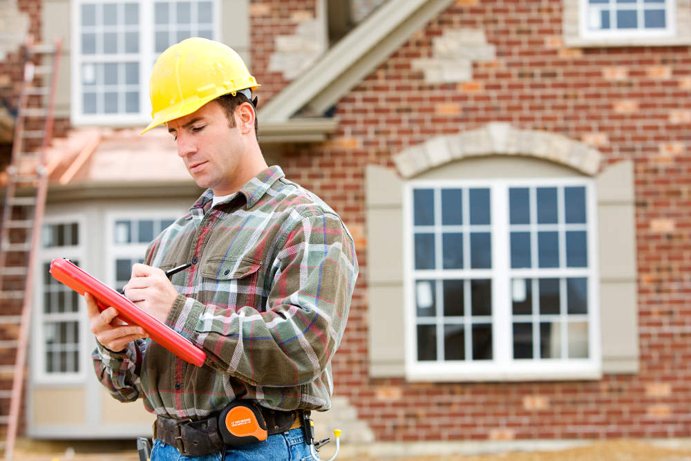 Understanding the Role of Roofing Inspectors and Consultants
